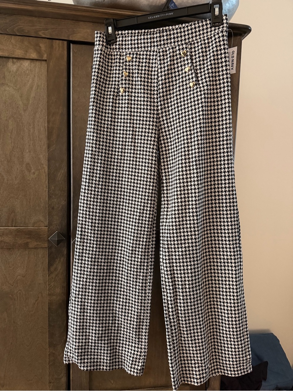 Old Navy Black & White Houndstooth Wide-Leg Pants with Gold Buttons